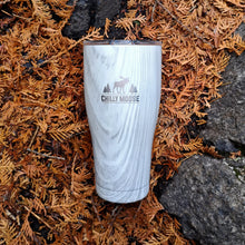 Load image into Gallery viewer, Chilly Moose 20oz Killarney Tumbler

